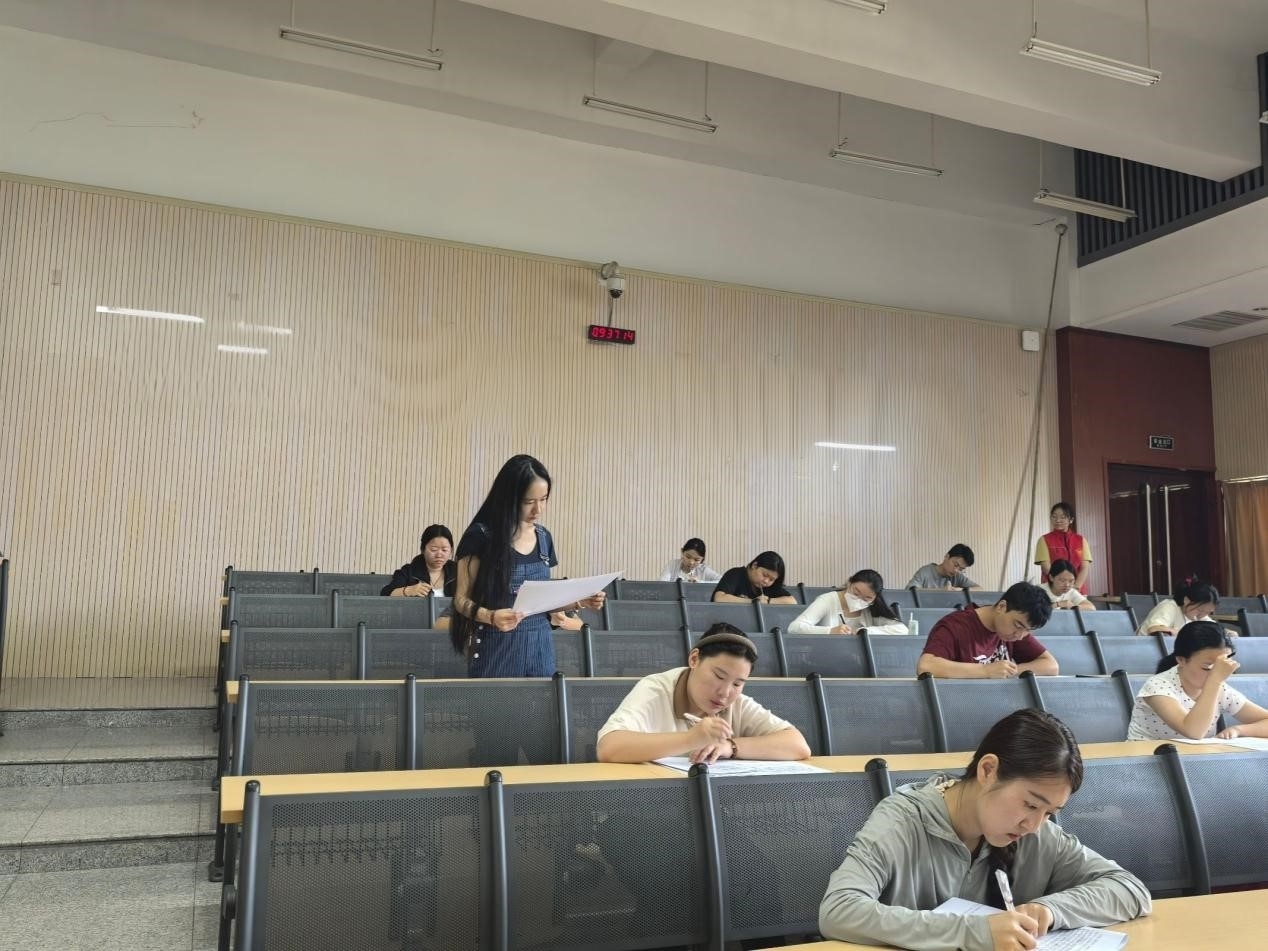 图片3.jpg 图片3.jpg