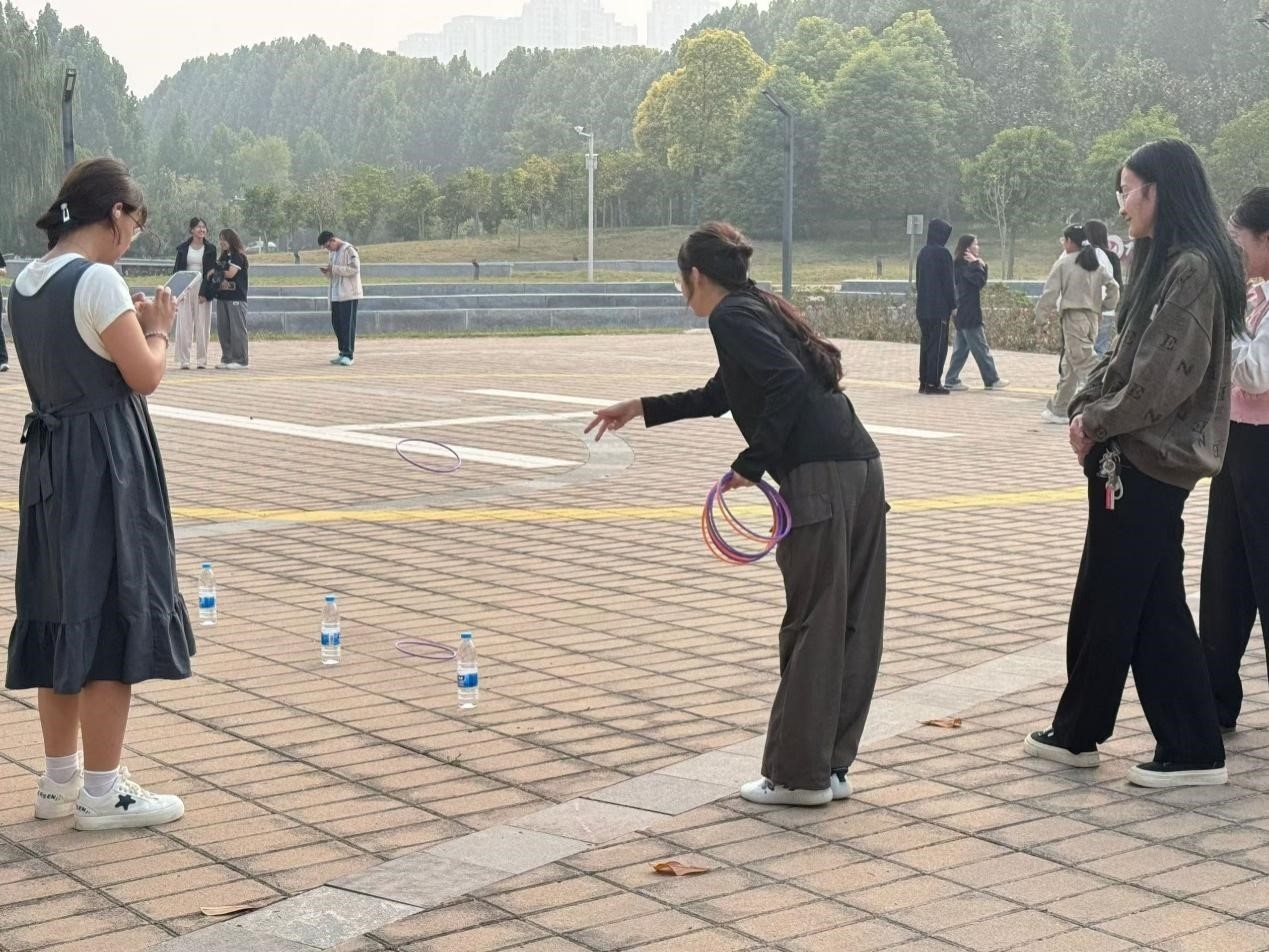 图片2.jpg 图片2.jpg