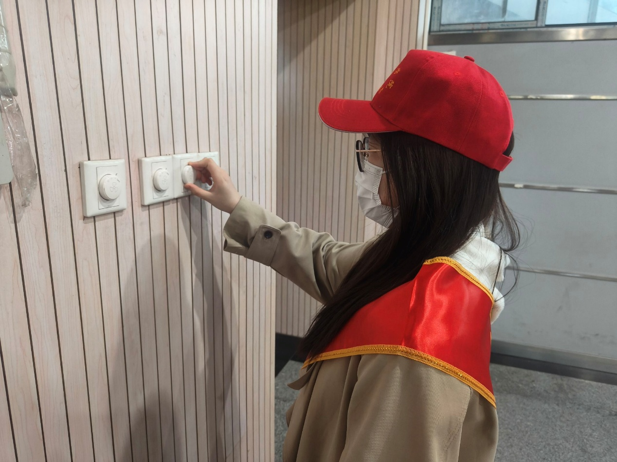 图片2.png 图片2.png